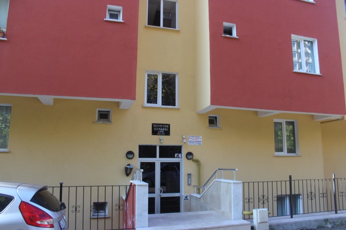 RÜVEYDE ÖZYAĞCI APARTMANI